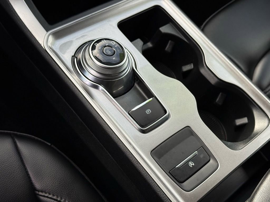 Used 2024 Ford Edge SEL image 26