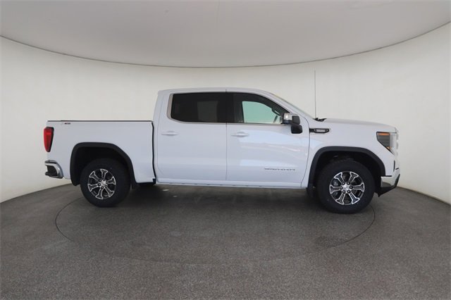 Used 2023 GMC Sierra 1500 SLE image 24