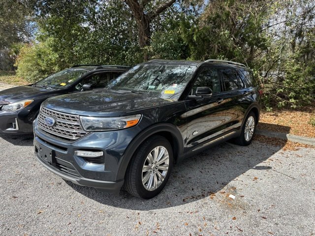 Used 2023 Ford Explorer King Ranch w/ Technology Package image 6