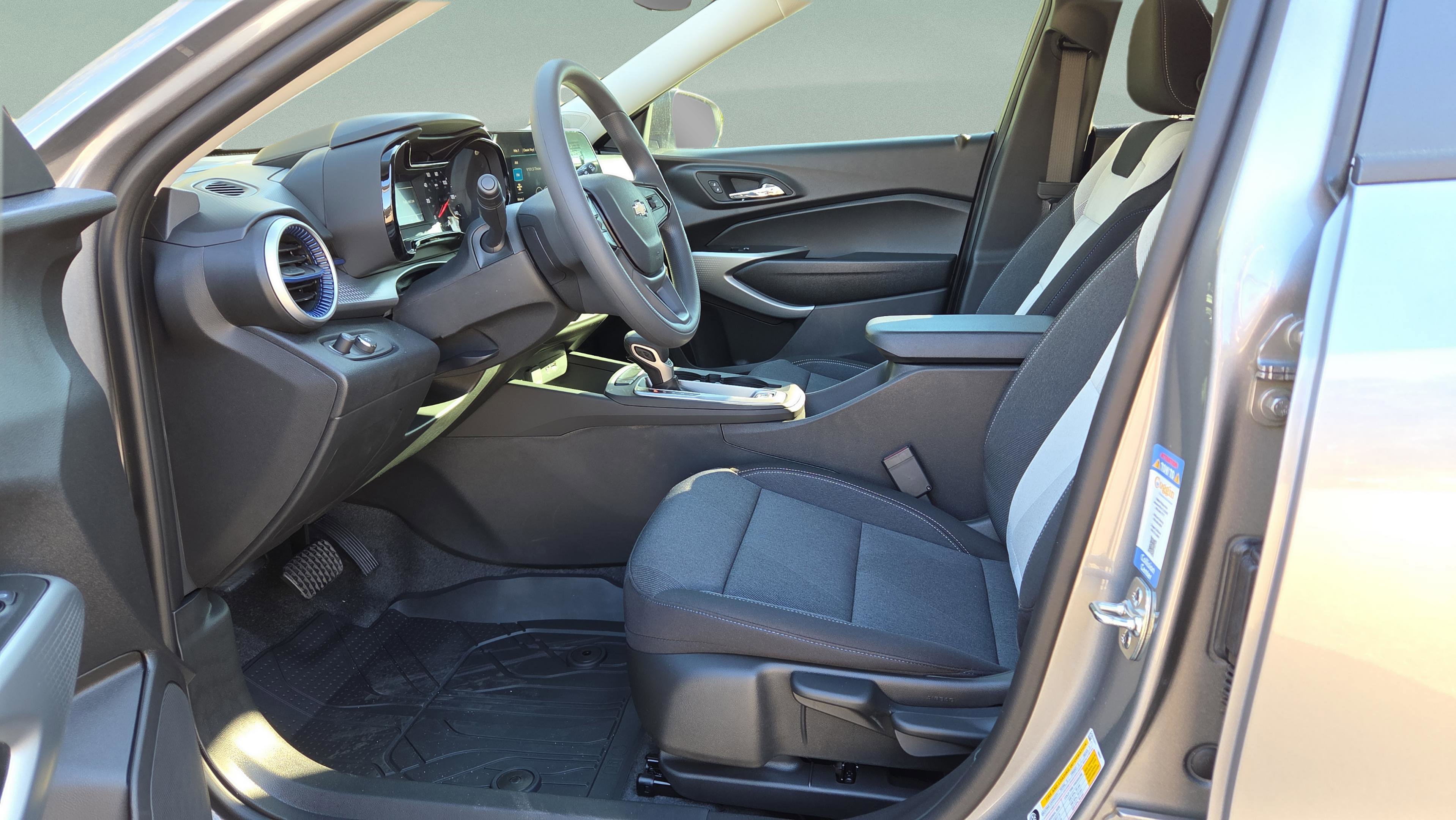 New 2026 Chevrolet Trax LS image 24