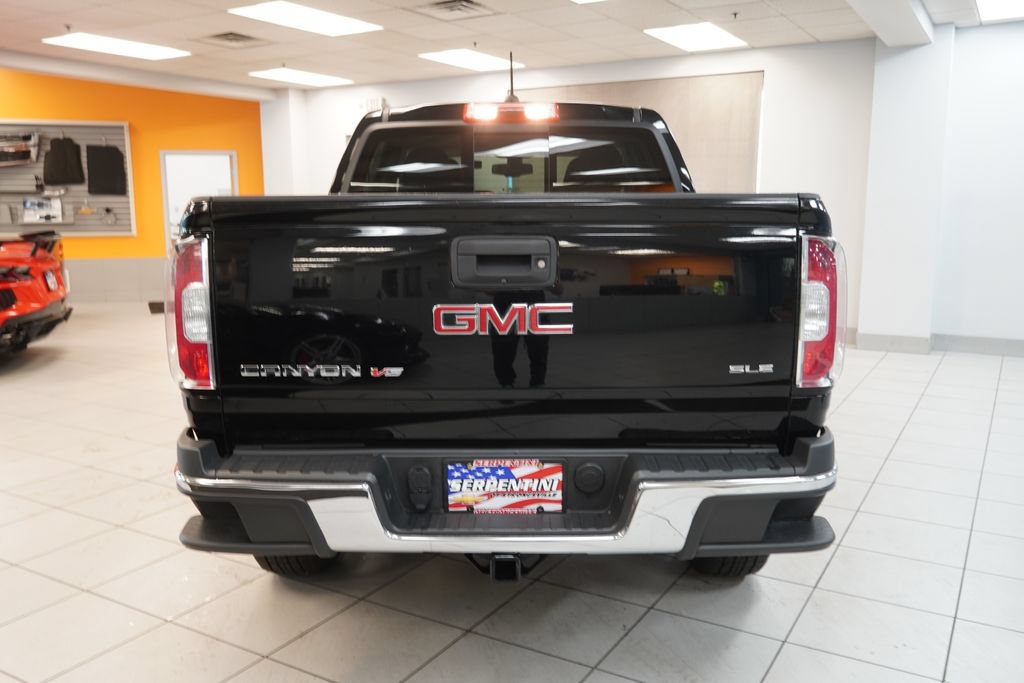 Used 2020 GMC Canyon SLE w/ Elevation Edition AWD/4WD image 8