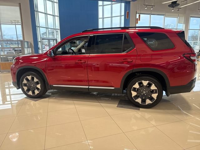 New 2026 Honda Pilot Touring image 1