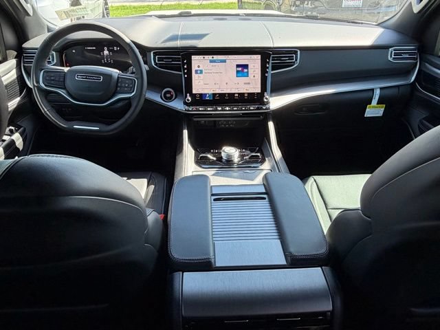 New 2026 Jeep Grand Wagoneer L Limited AWD/4WD image 38