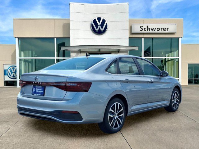 New 2026 Volkswagen Jetta SE FWD image 6