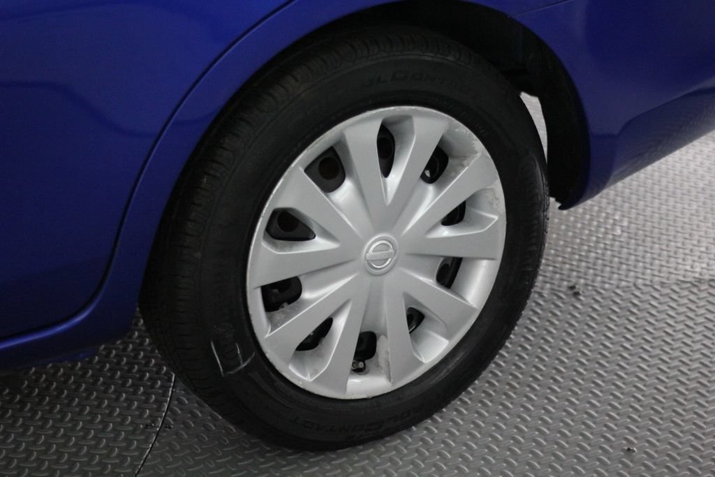 Used 2013 Nissan Versa SV w/ Convenience Pkg FWD image 45
