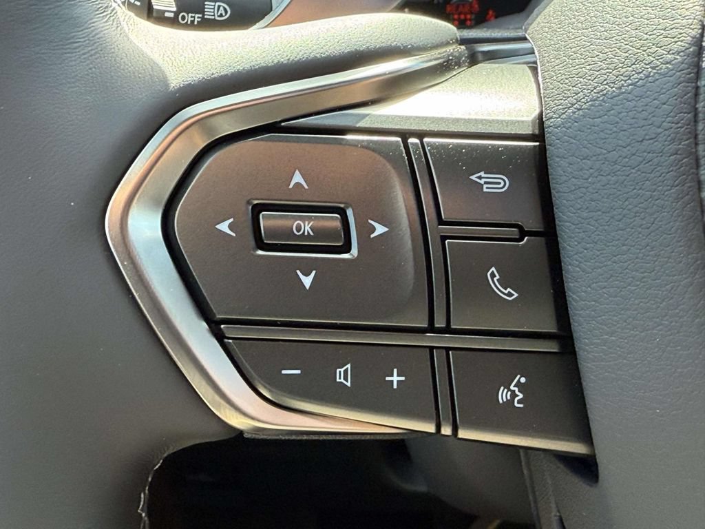 New 2026 Lexus LX 600 4WD w/ Luxury Package image 18
