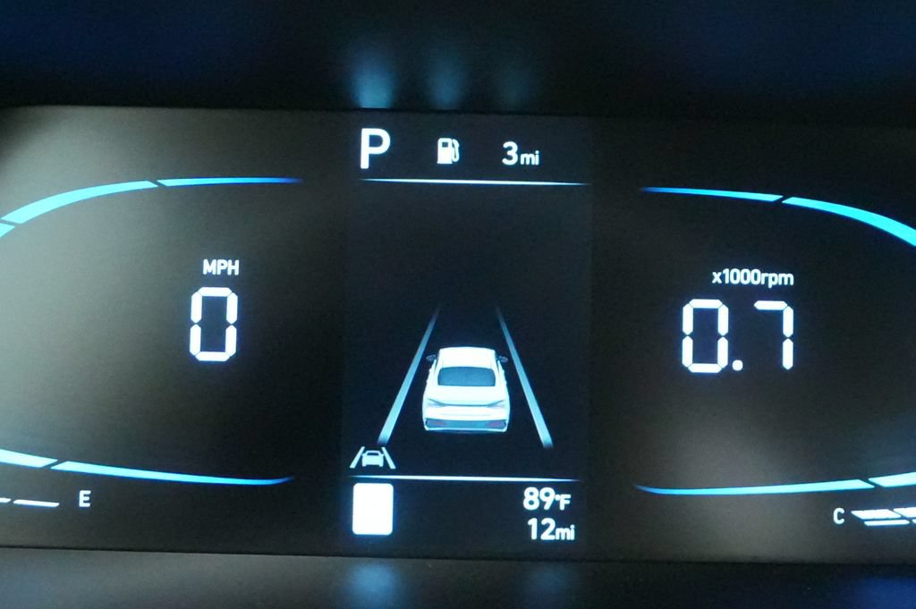 New 2026 Hyundai Elantra Sport FWD image 34