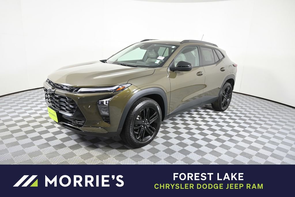 Used 2024 Chevrolet Trax ACTIV w/ Driver Confidence Package FWD image 1