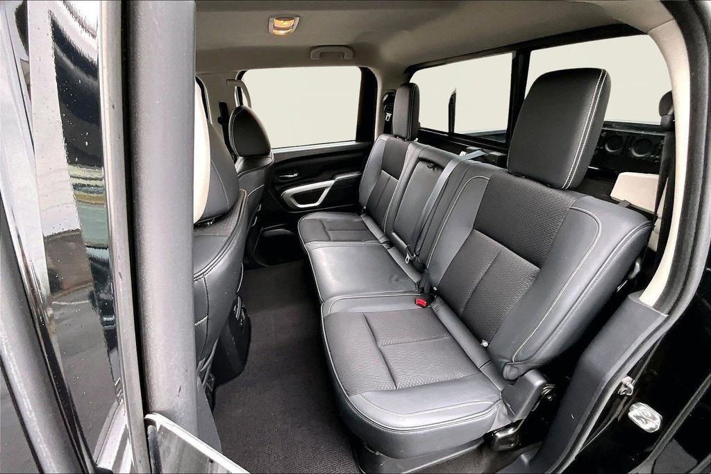 Used 2019 Nissan Titan PRO-4X image 21