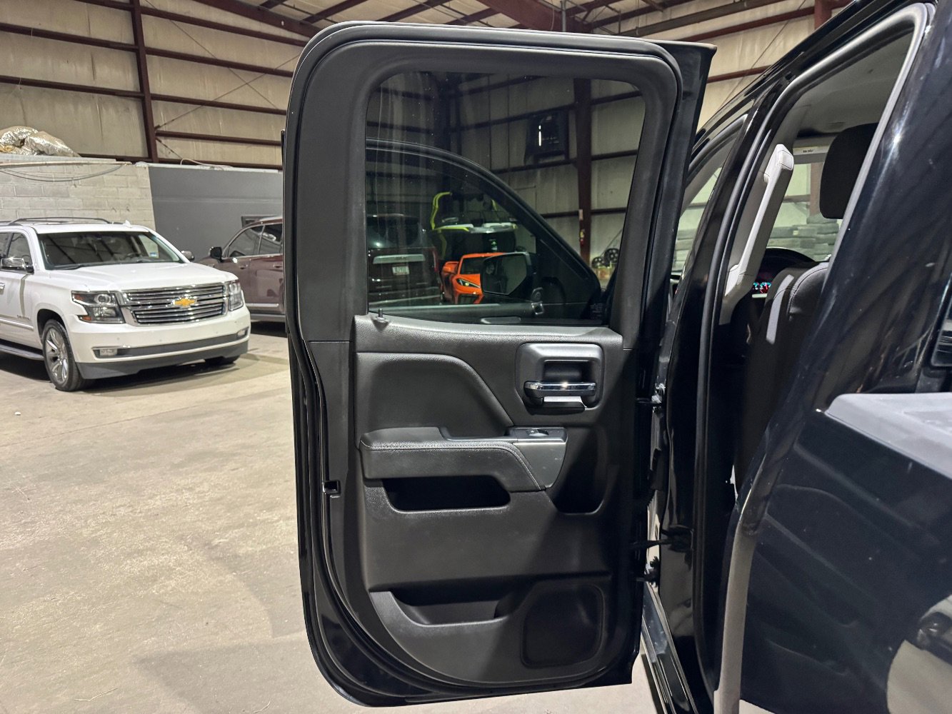 Used 2018 Chevrolet Silverado 1500 LT RWD image 15
