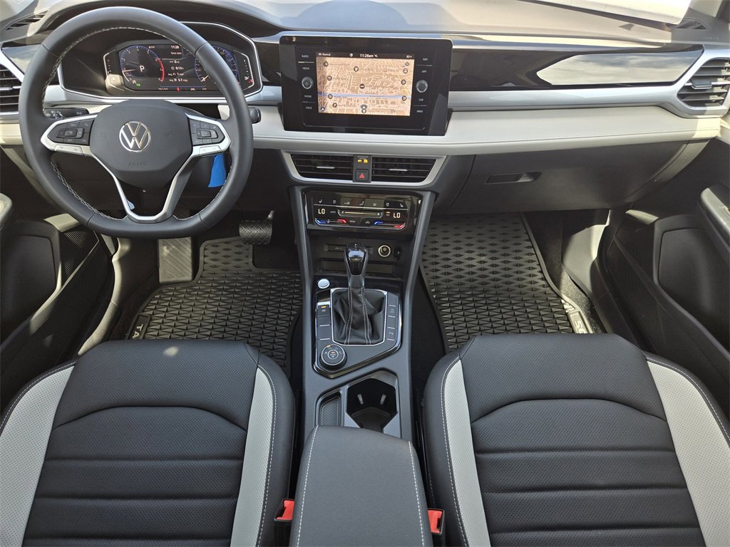 New 2025 Volkswagen Taos SEL image 21
