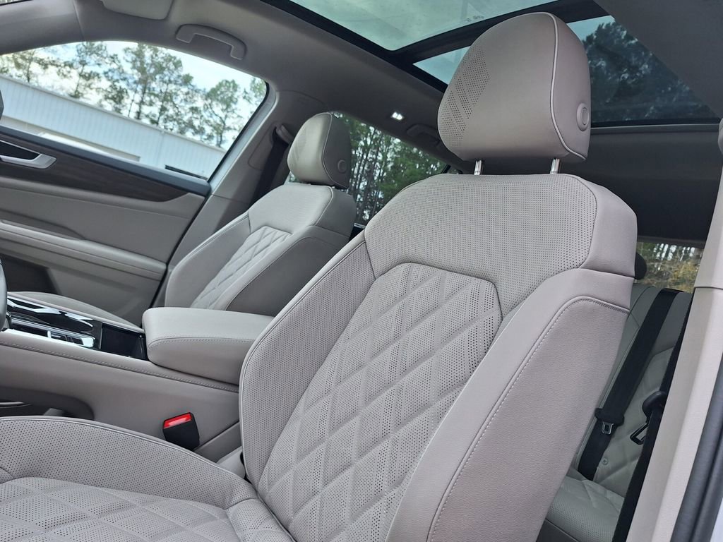 New 2026 Volkswagen Atlas SEL Premium R-Line image 11