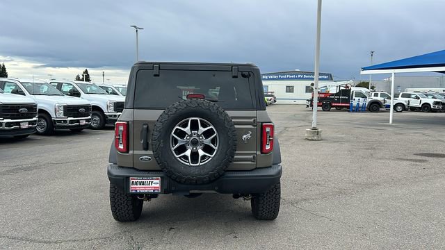 Used 2025 Ford Bronco Badlands image 4