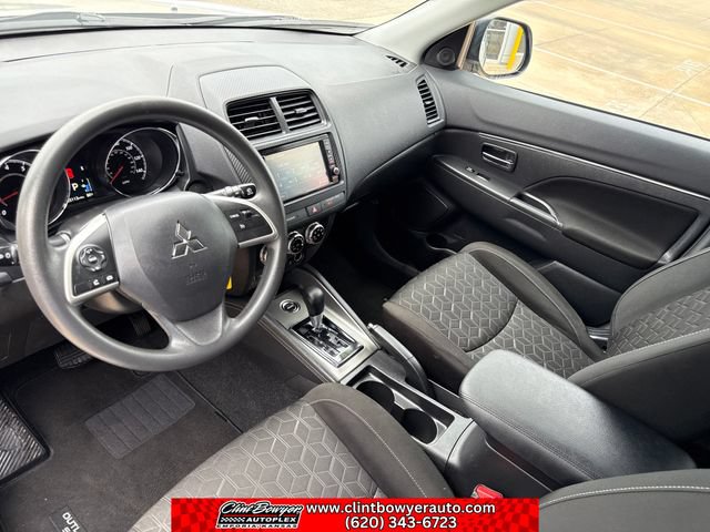 Used 2024 Mitsubishi Outlander Sport SE AWD/4WD image 13