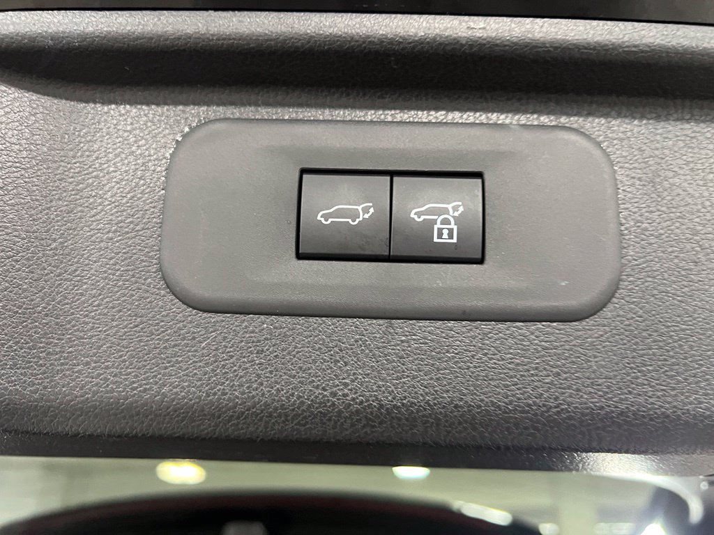 Certified 2024 Toyota Grand Highlander AWD image 43