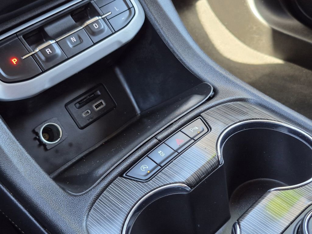 Certified 2023 GMC Acadia SLT image 16