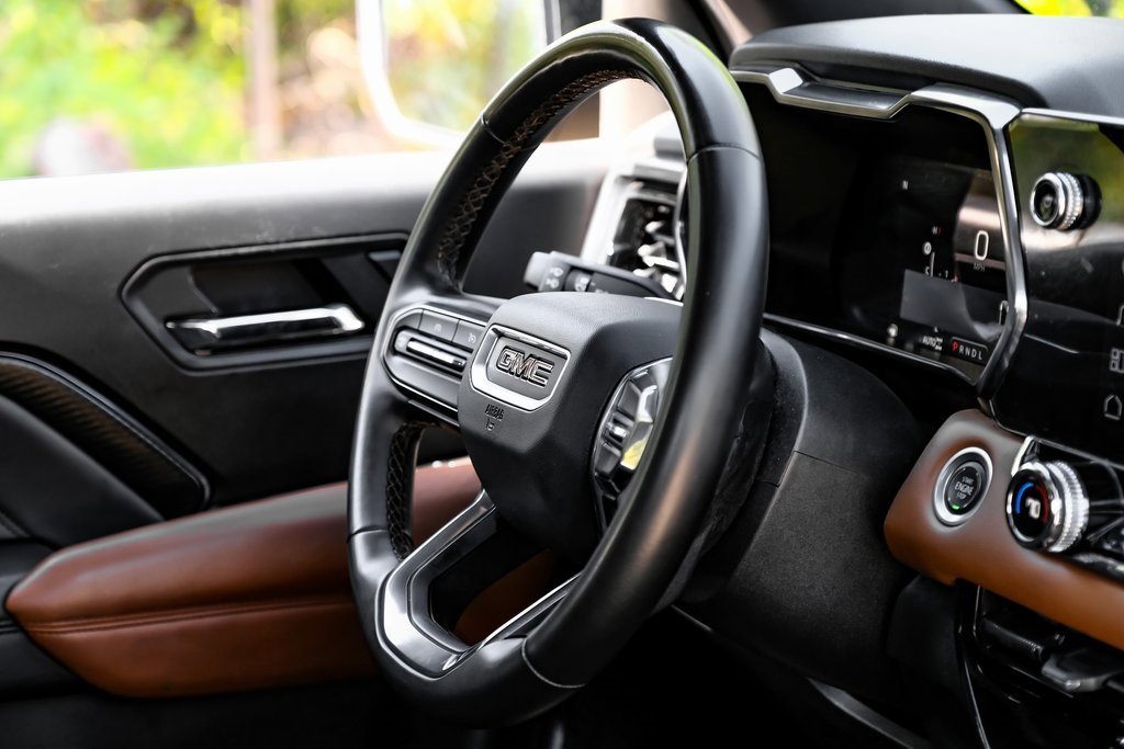 Used 2023 GMC Canyon AT4 w/ Canyon Safety Plus Package image 27