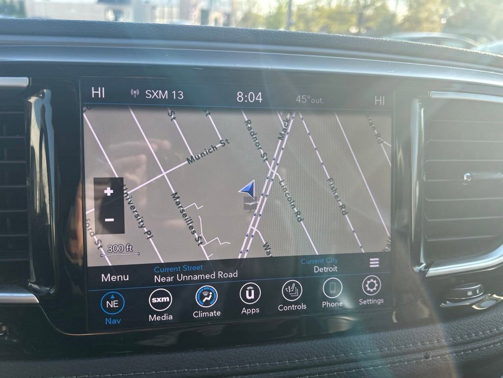 Used 2019 Chrysler Pacifica Limited FWD image 27