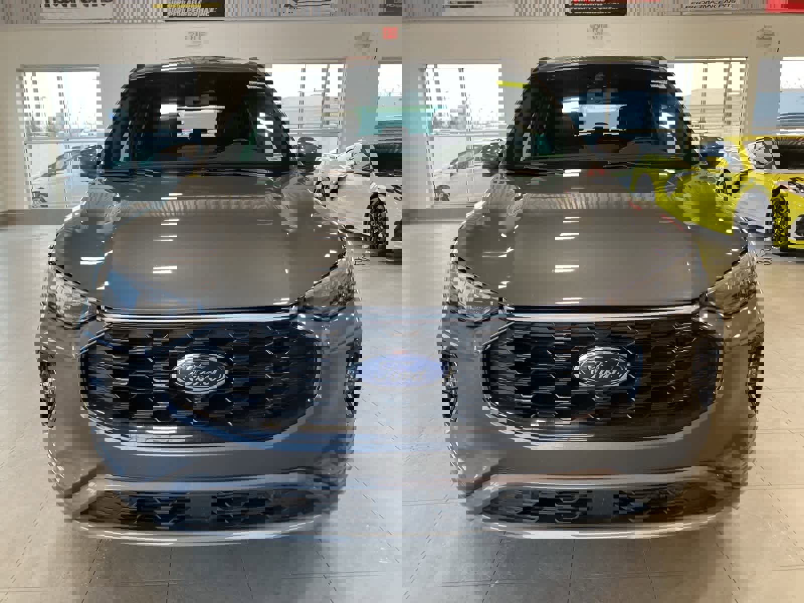 Used 2023 Ford Escape ST-Line Elite image 2