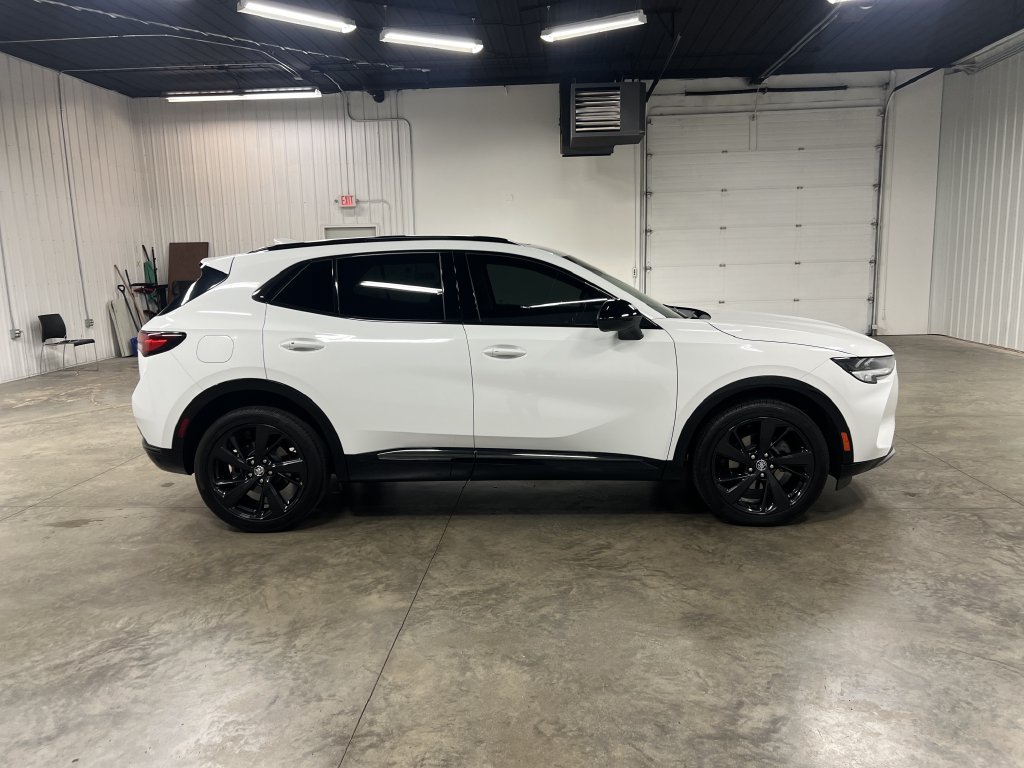 Certified 2023 Buick Envision Essence w/ Sport Touring Package AWD/4WD image 4