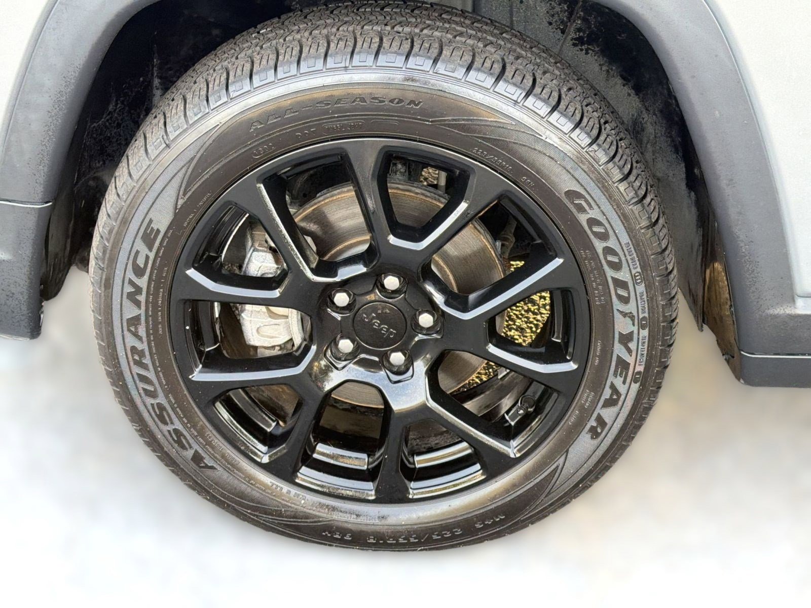 Used 2022 Jeep Compass Altitude FWD image 10