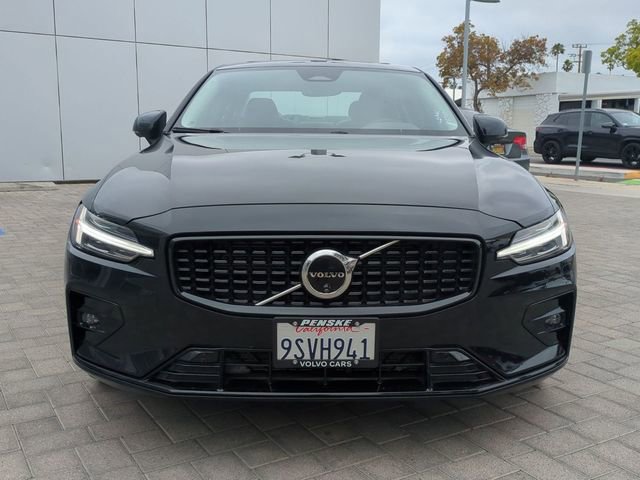 Certified 2025 Volvo S60 B5 Plus image 8
