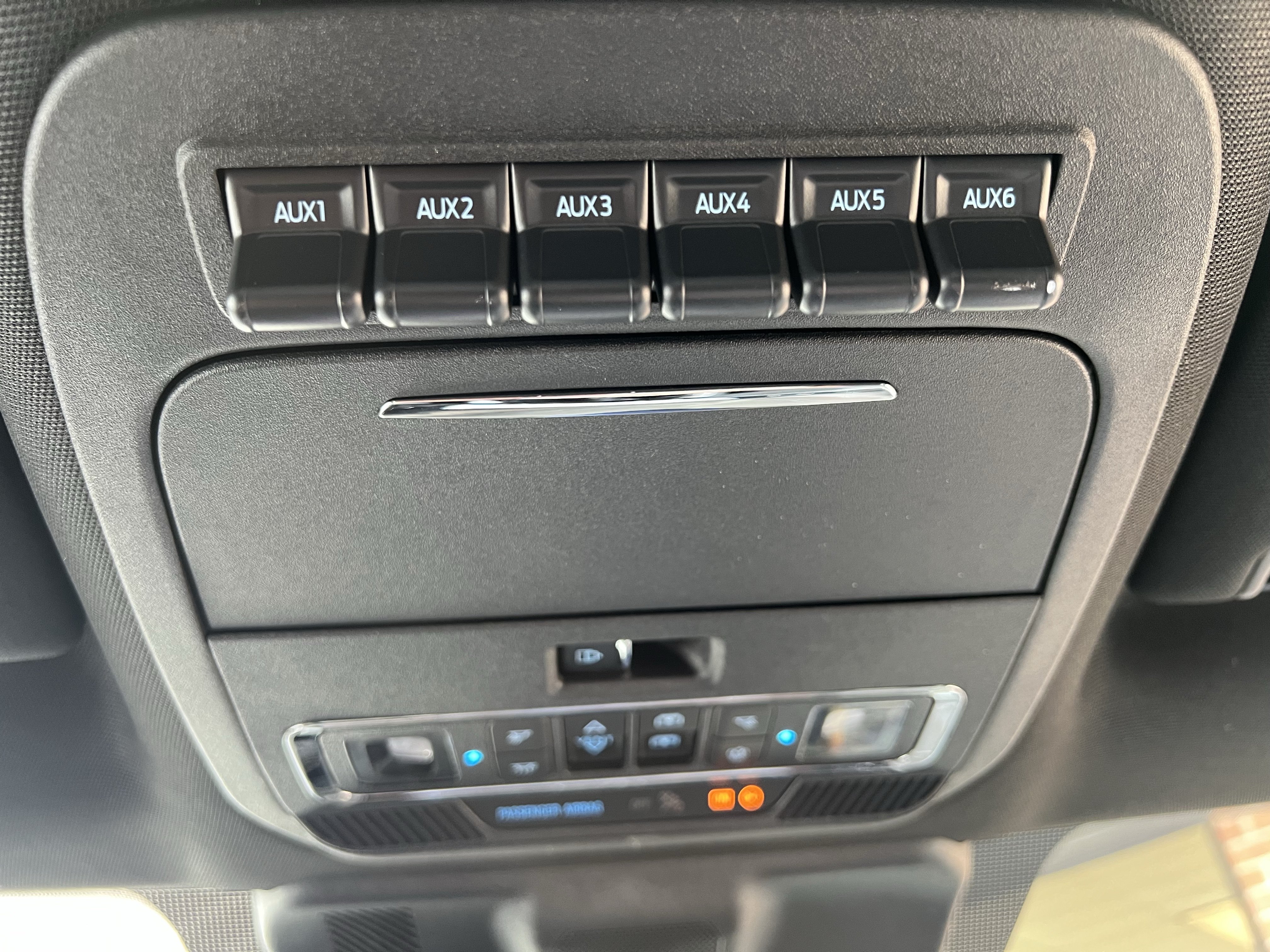 New 2026 Ford F350 Platinum w/ FX4 Off-Road Package AWD/4WD image 59