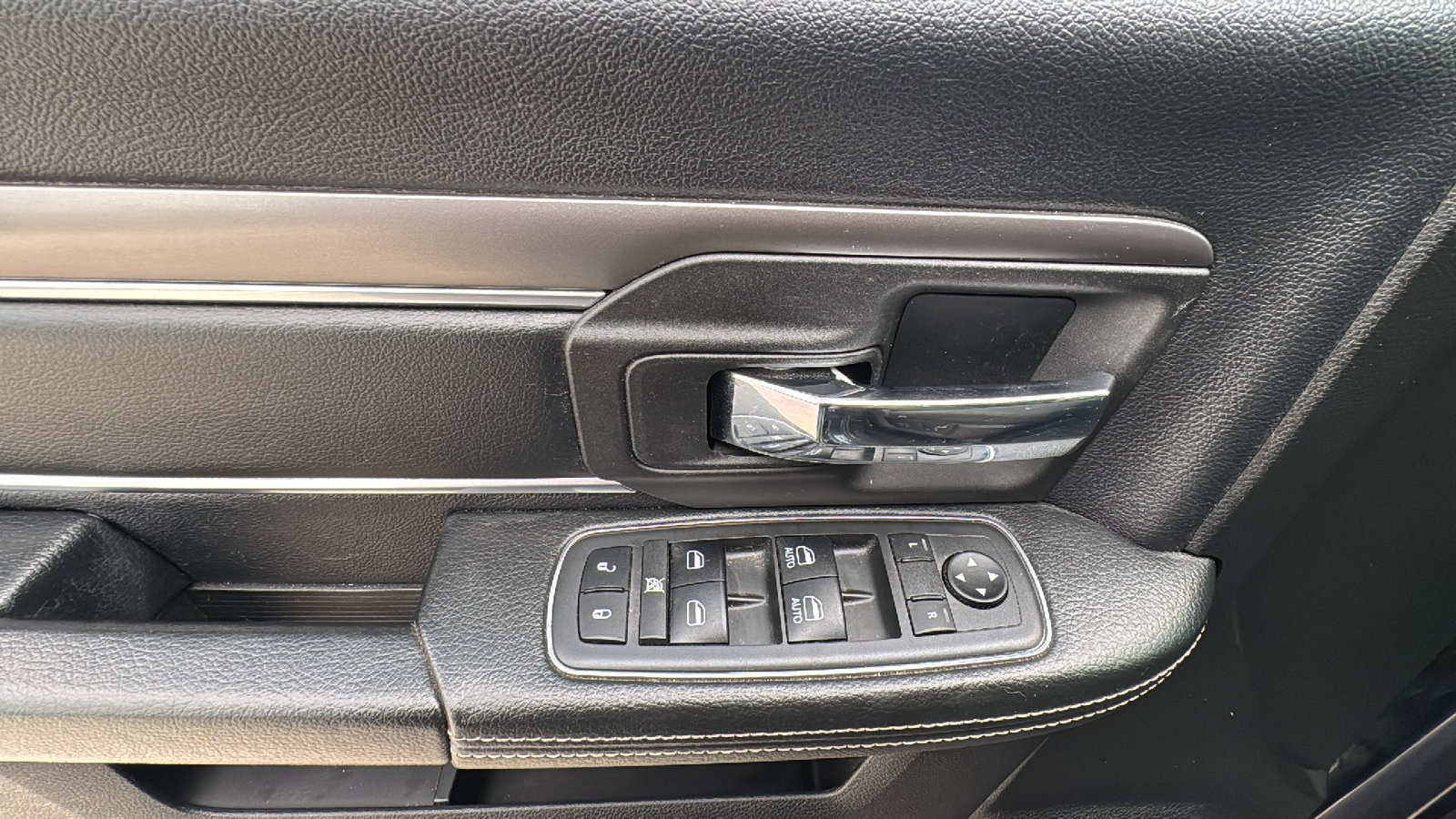 Certified 2021 RAM 1500 Classic Warlock w/ Electronics Group image 12