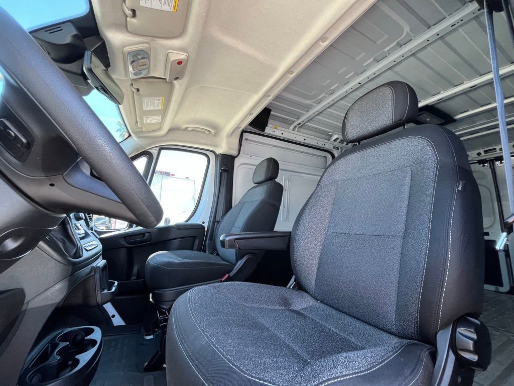 Used 2024 RAM ProMaster 2500 w/ Safety Group image 12
