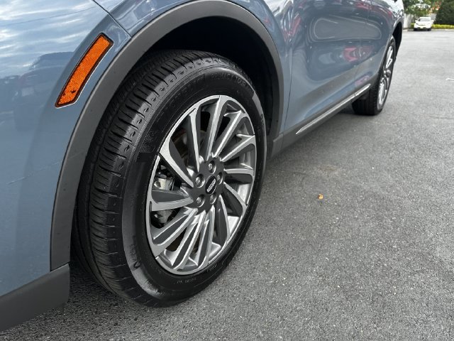 Certified 2023 Lincoln Corsair Reserve w/ Equipment Group 201A AWD/4WD image 12