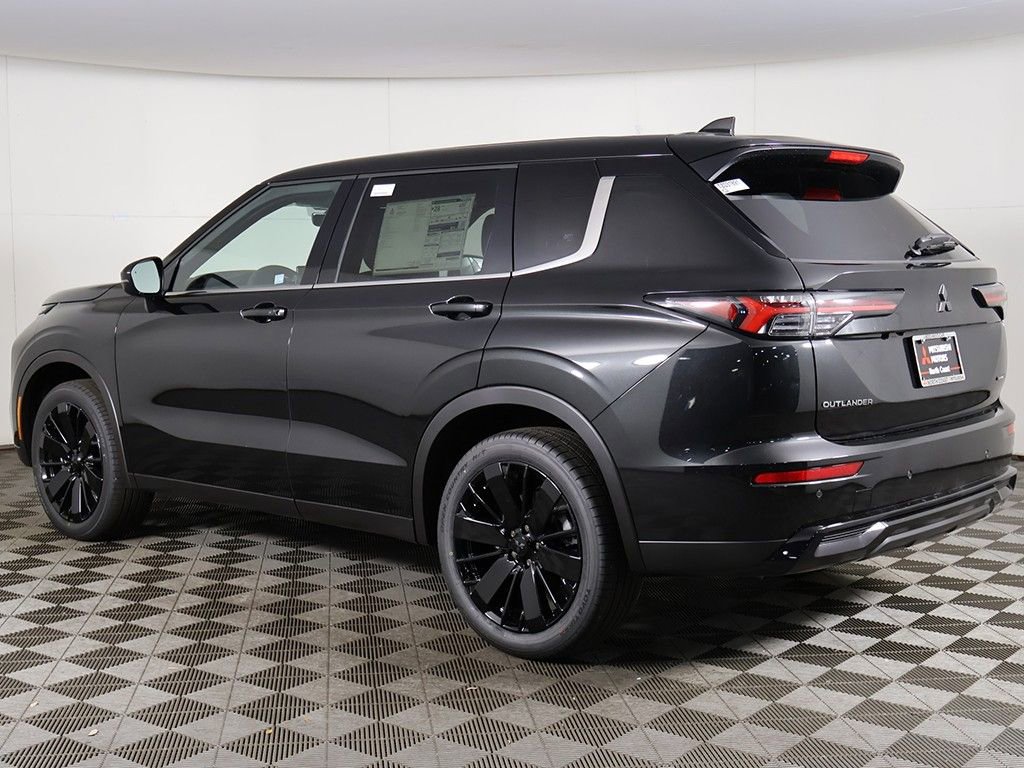 New 2026 Mitsubishi Outlander LE FWD image 9