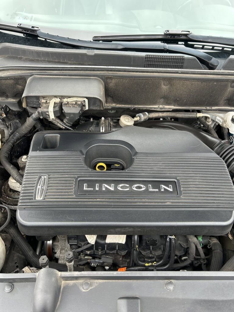 Used 2019 Lincoln Nautilus Select image 8