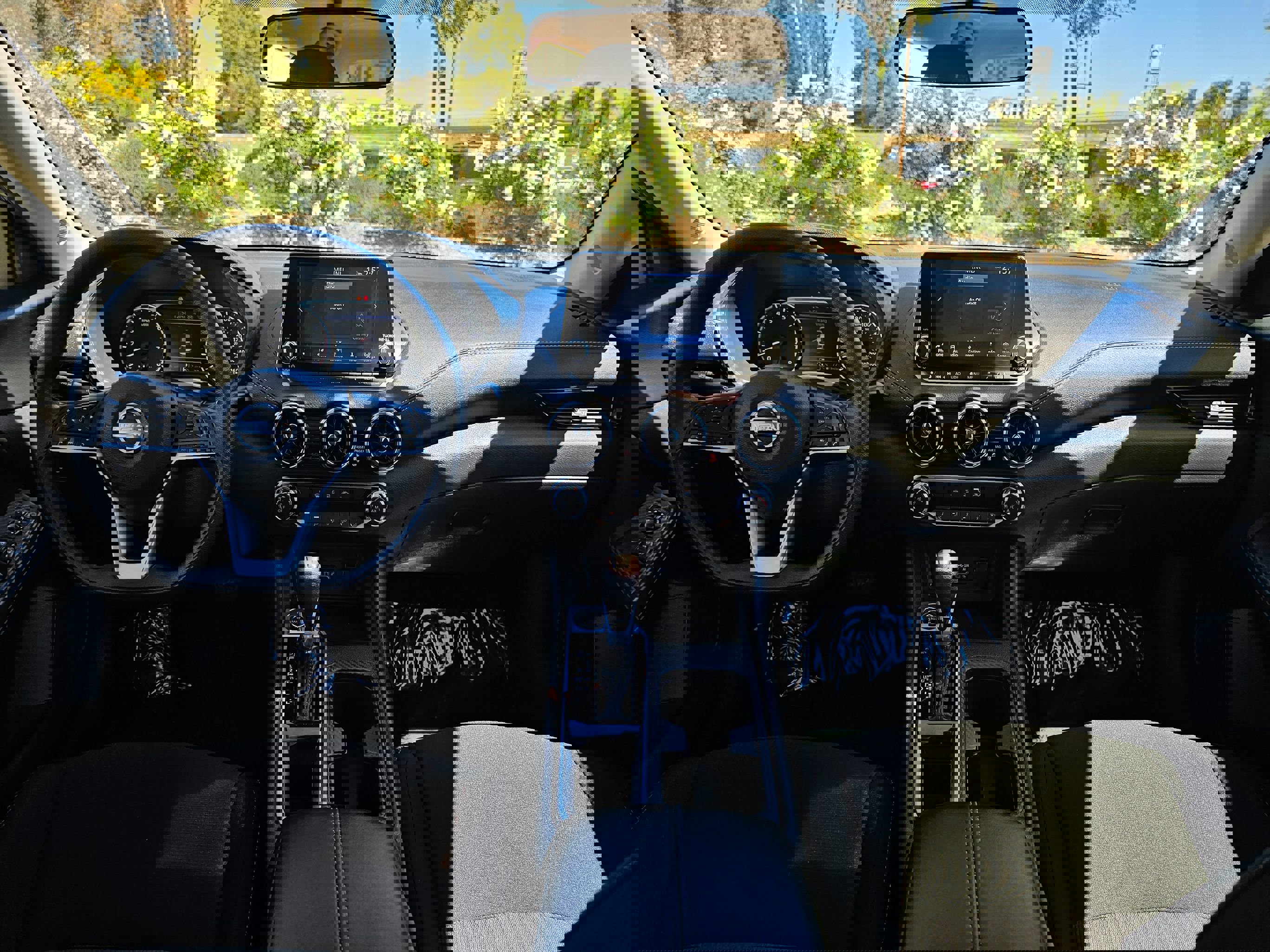 Used 2025 Nissan Sentra SV image 19