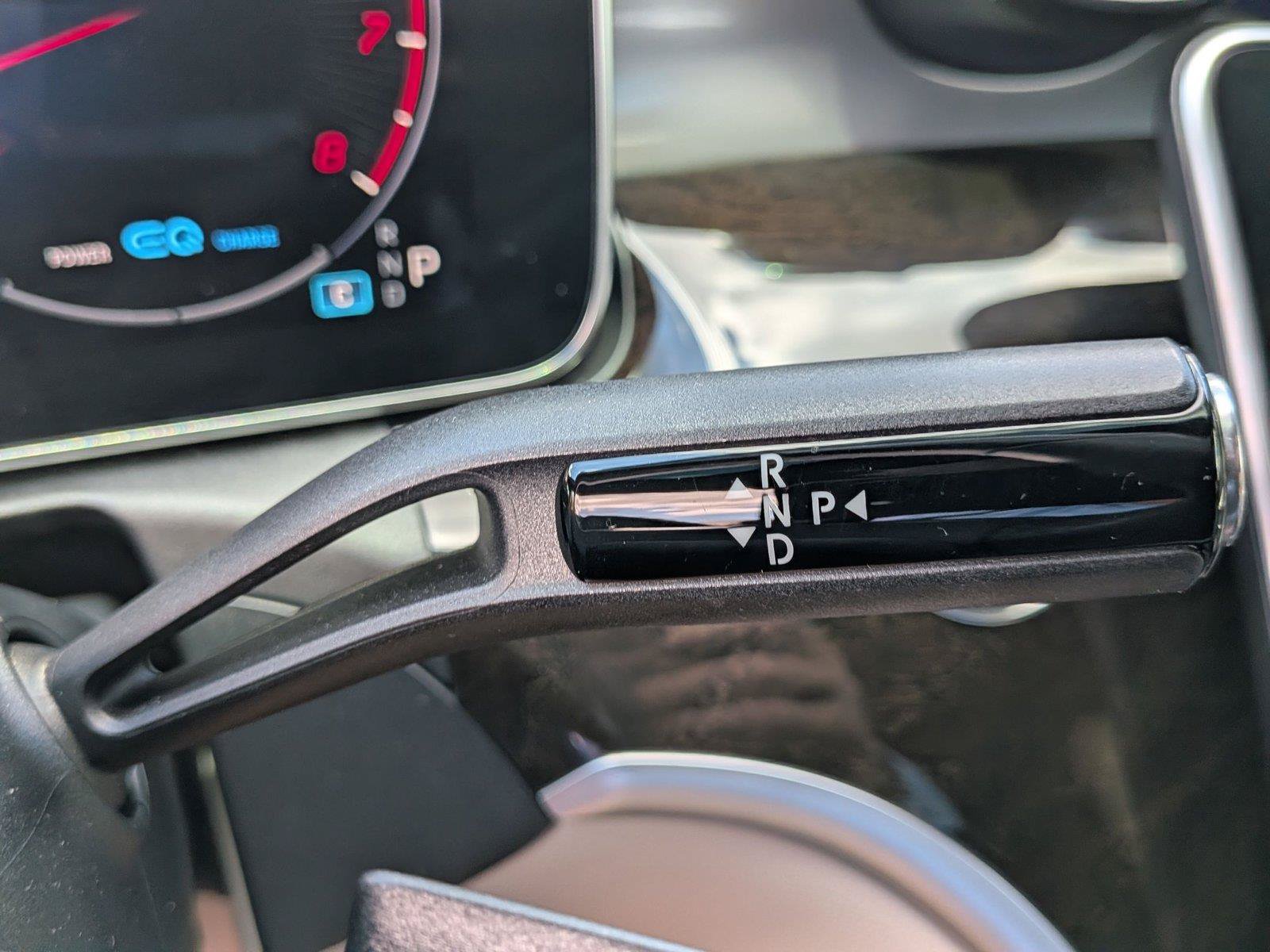 Used 2022 Mercedes-Benz C 300 Sedan image 26
