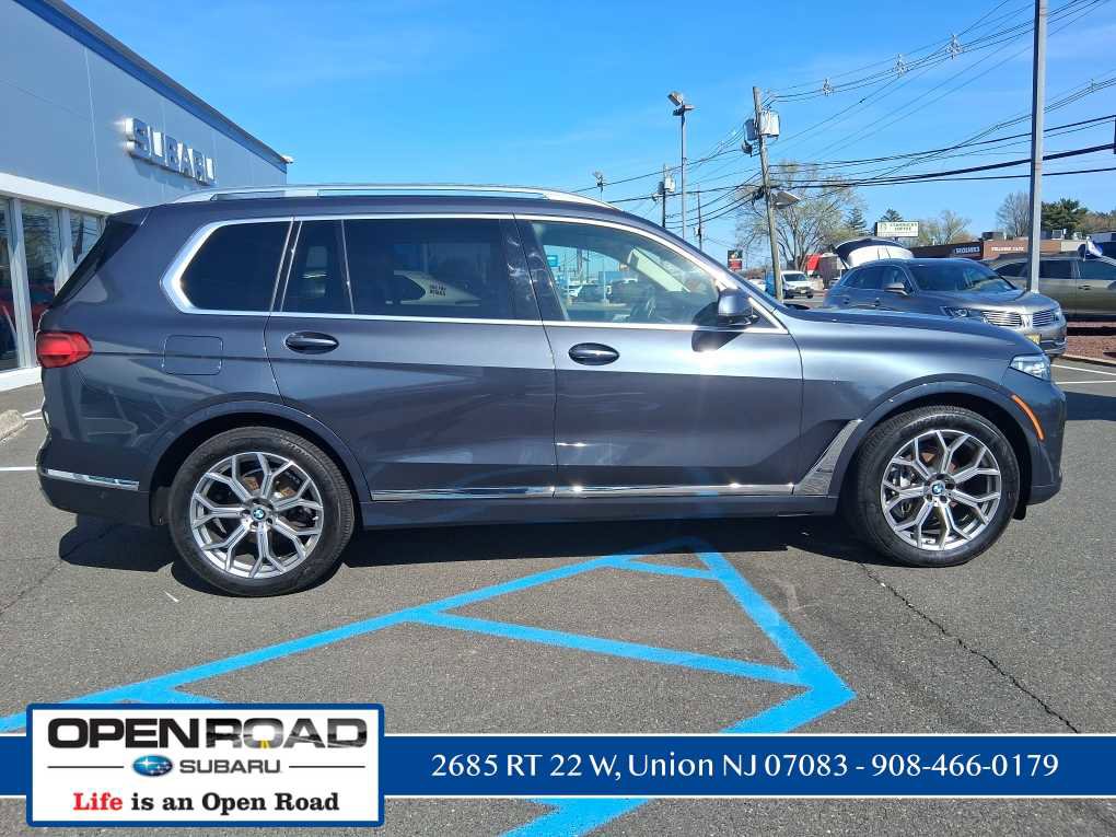 Used 2021 BMW X7 xDrive40i w/ Premium Package image 8