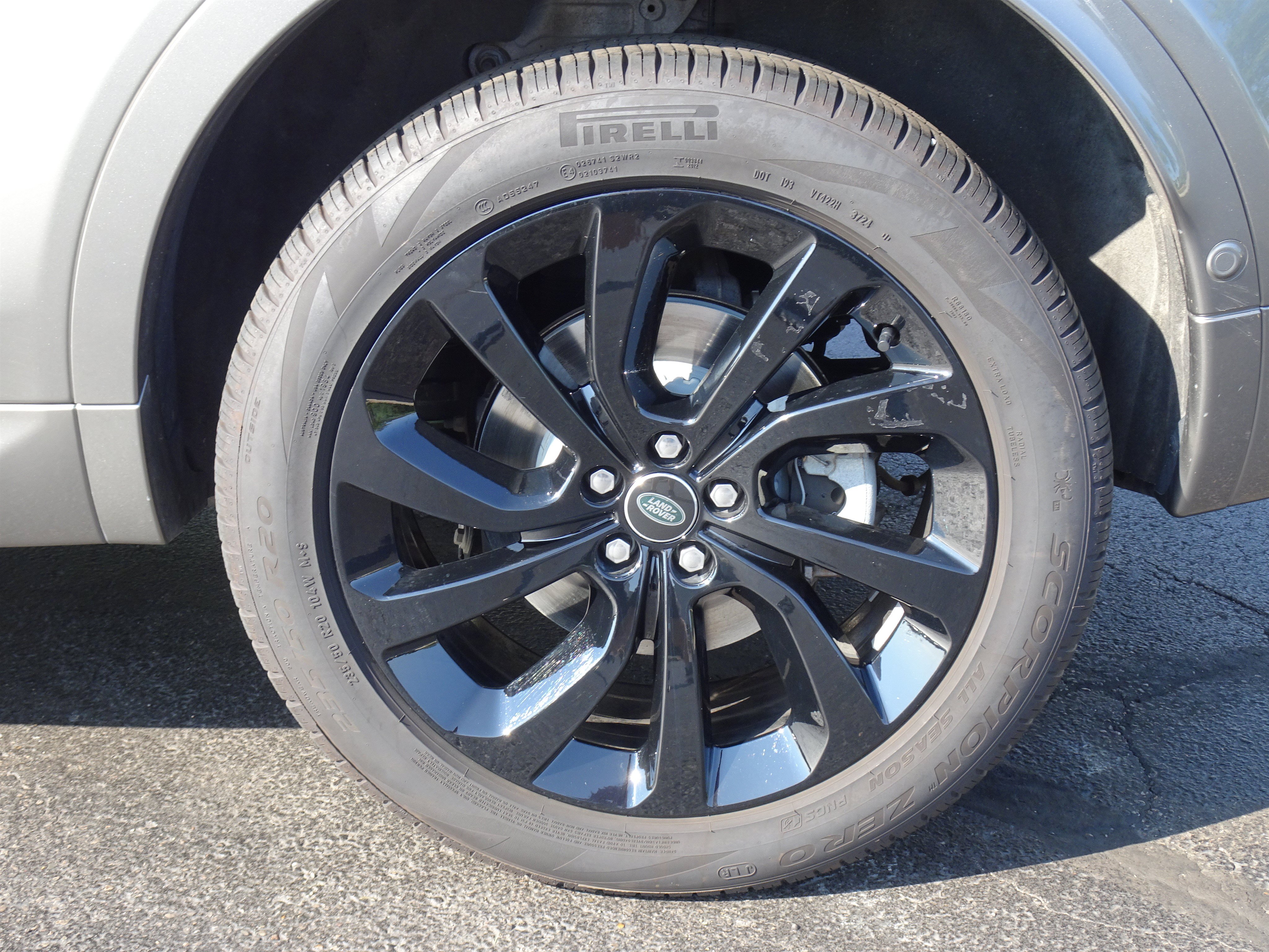 Certified 2025 Land Rover Discovery Sport S AWD/4WD image 29