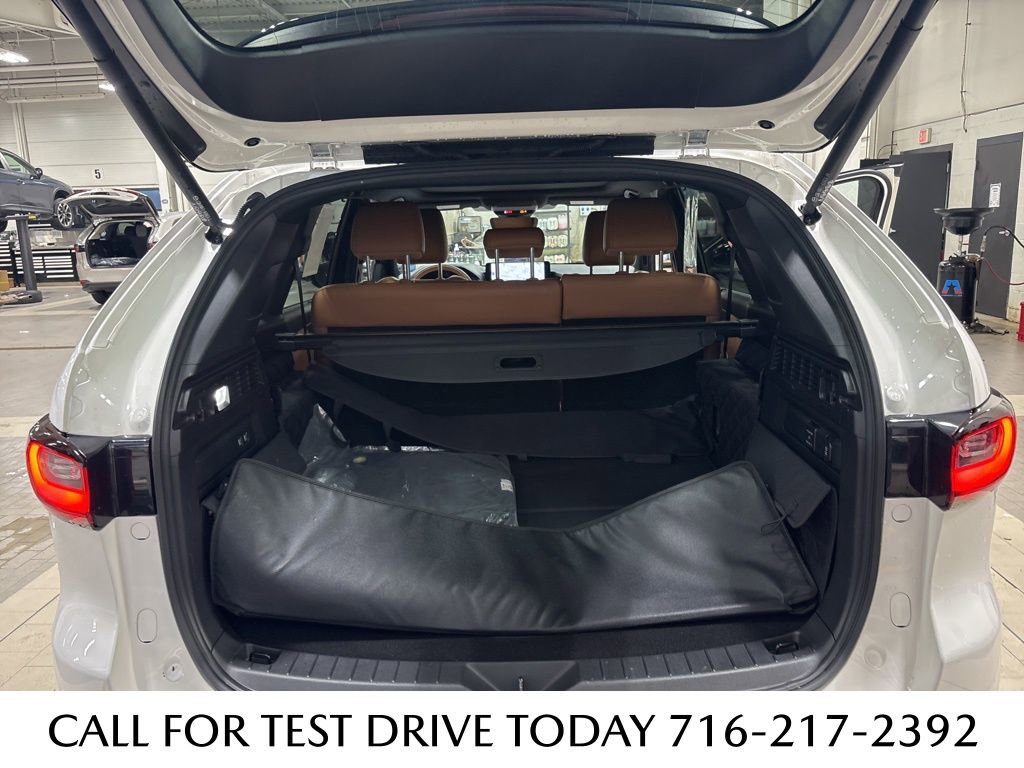 Certified 2025 MAZDA CX-70 3.3 Turbo S w/ Premium Plus image 23