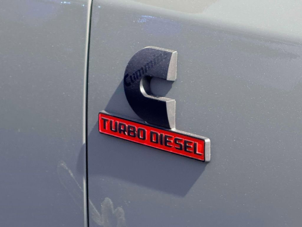 New 2026 RAM 2500 Limited AWD/4WD image 7