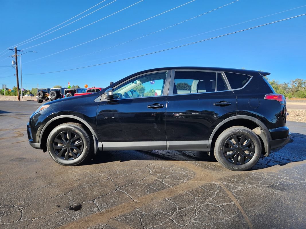 Used 2018 Toyota RAV4 LE w/ All Weather Liner Package AWD/4WD image 6