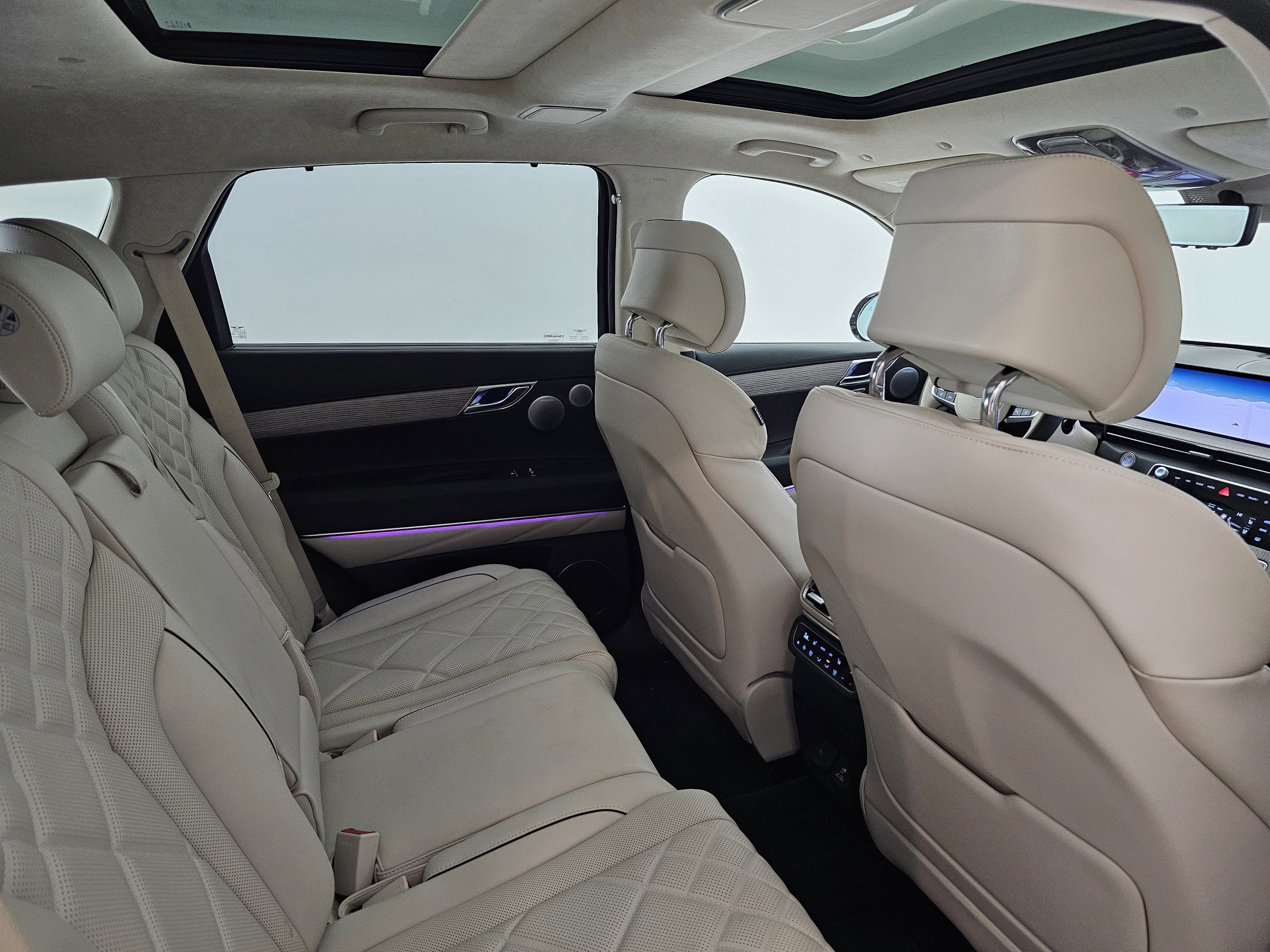 Used 2025 Genesis GV80 3.5T Prestige image 30
