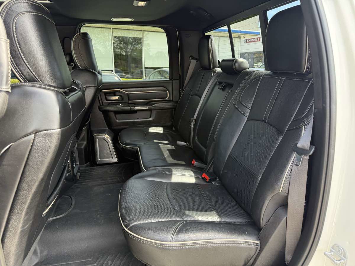 Used 2019 RAM 3500 Limited w/ Max Tow Package AWD/4WD image 16