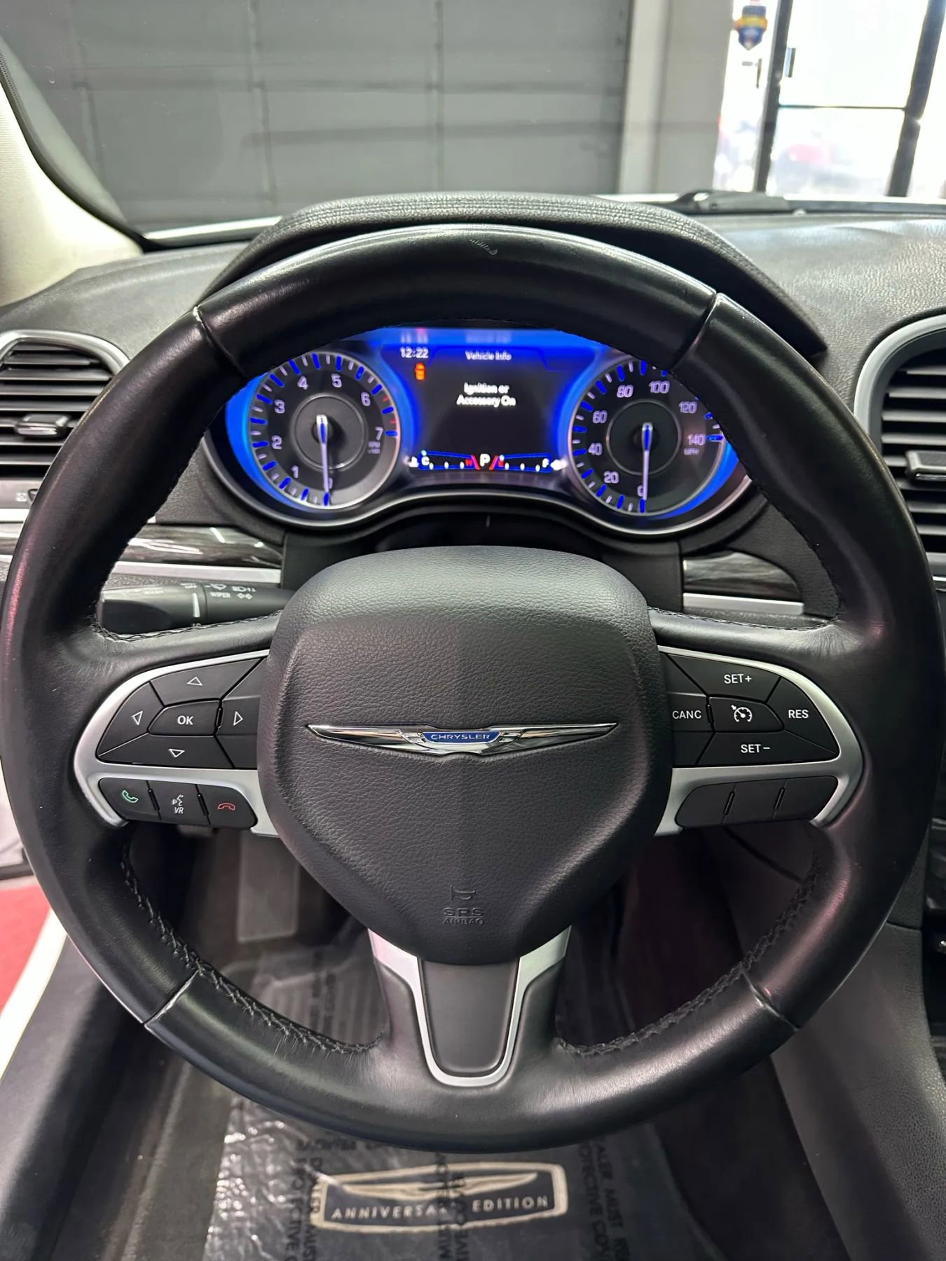 Used 2016 Chrysler 300 Limited image 14