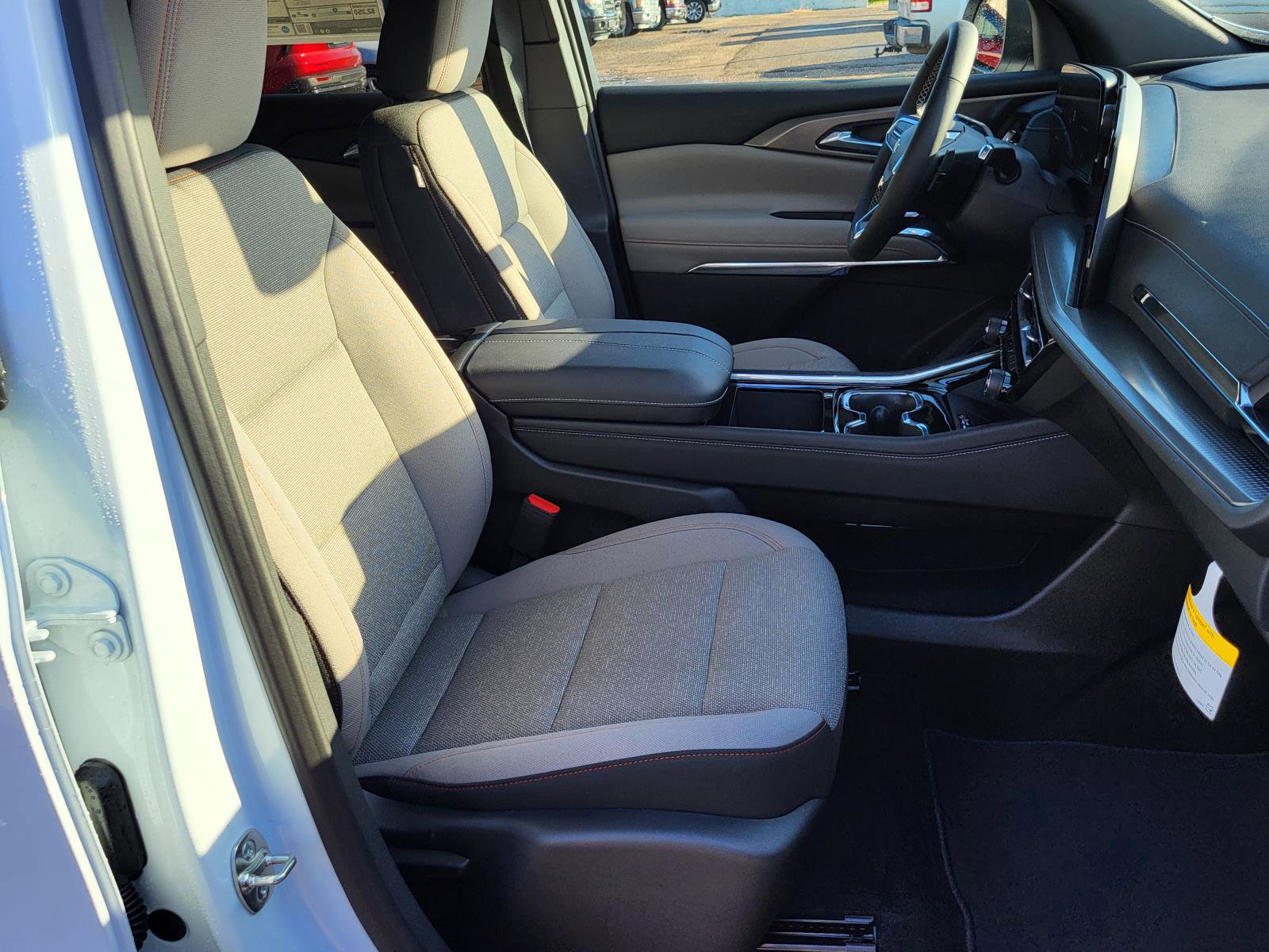 New 2026 Chevrolet Traverse LT w/ Driver Confidence Package image 10