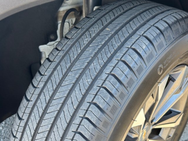 Used 2026 Chevrolet Equinox LT AWD/4WD image 31