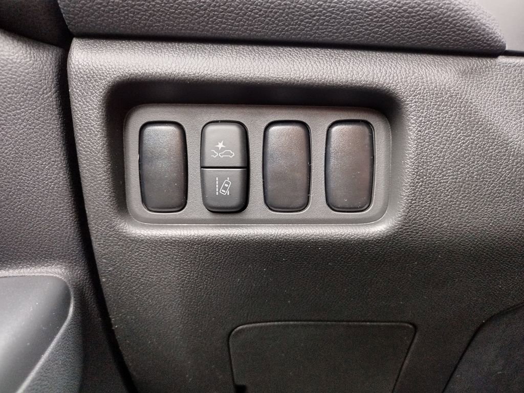 New 2026 Mitsubishi Outlander Sport LE AWD/4WD image 19