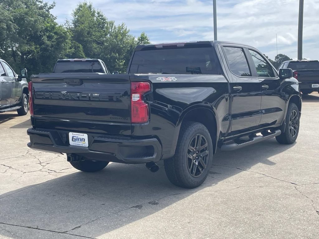 New 2026 Chevrolet Silverado 1500 Custom w/ Turbomax Blackout Package AWD/4WD image 4