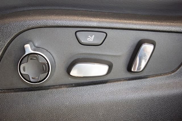 Used 2023 Cadillac XT4 Premium Luxury w/ Enhanced Visibility Package image 21