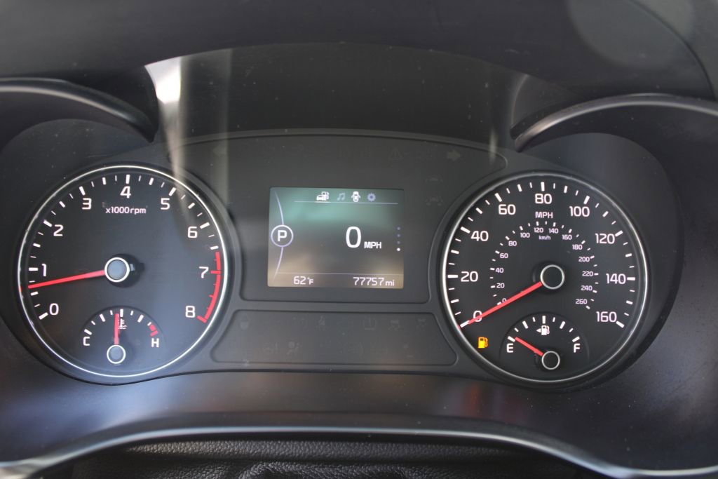 Used 2018 Kia Optima S w/ 18" Alloy Wheels Package image 23