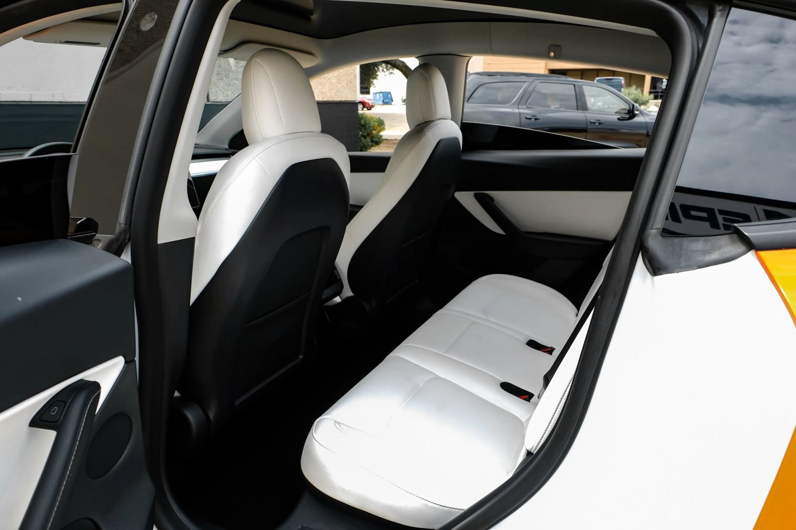Used 2022 Tesla Model Y Performance AWD/4WD image 34
