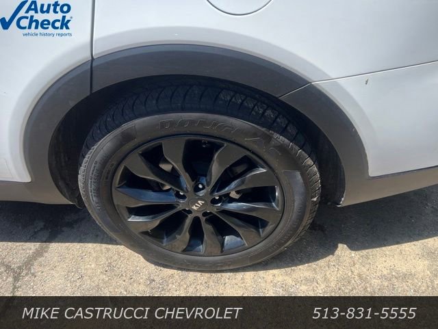 Used 2020 Kia Sorento S FWD image 5